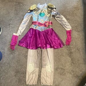 Nella The Princess Knight Nickelodeon Size 4-6x Costume